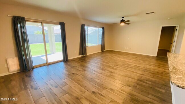 Building Photo - 17461 W Molly Ln