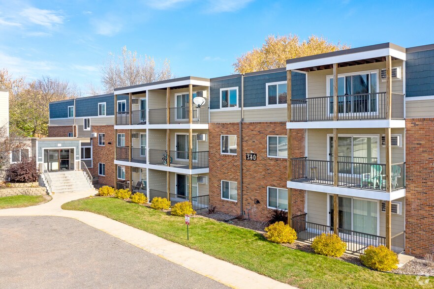 Waite Park Crossing 340 2nd Ave S Waite Park MN 56387 Apartment Finder