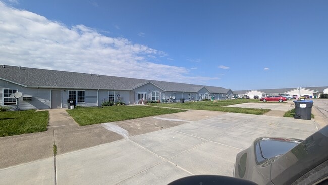 Building Photo - Madison Cottage of Benton County