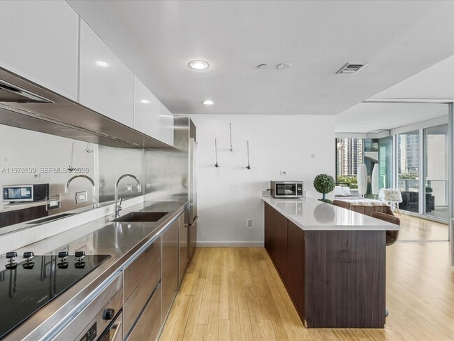 Building Photo - 1040 Biscayne Blvd