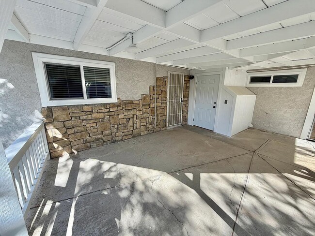 Building Photo - 2028 W Oldfield St