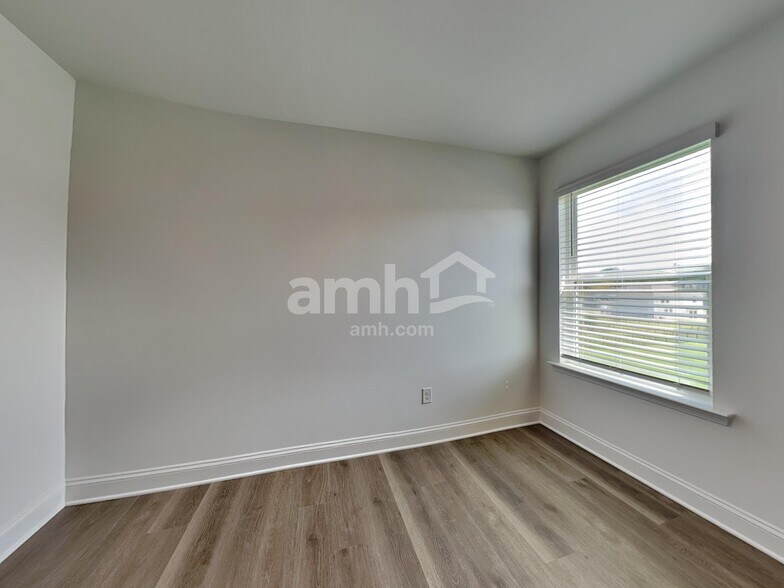 Building Photo - 4728 Smt Vw Ct