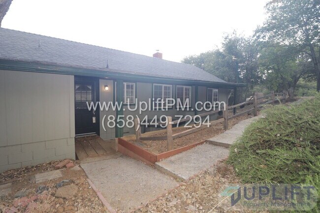 Building Photo - 4010 Imperial Dr