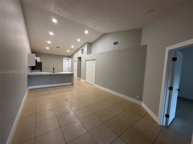 Building Photo - 11085 NW 38th Pl
