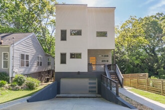 Building Photo - 406 East Side Ave SE