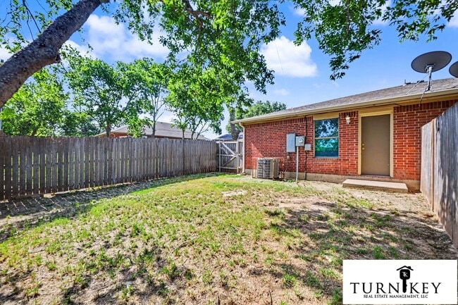 Building Photo - 8028-8030 Tanner Ave