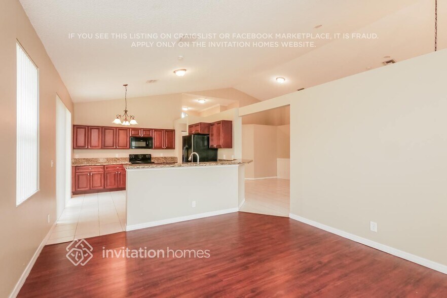 Building Photo - 1261 NW 184th Terrace