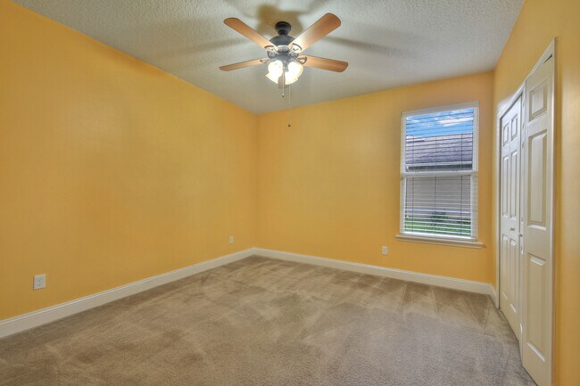 Building Photo - 3521 Carolwood Ln