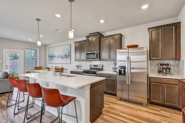 Building Photo - 2403 Bay Breeze Dr