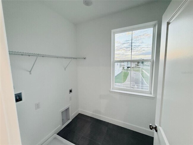 Building Photo - 12585 Clear Sapphire Dr