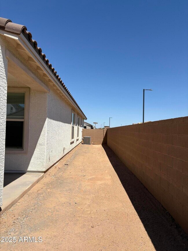 Building Photo - 25163 N 171st Ln