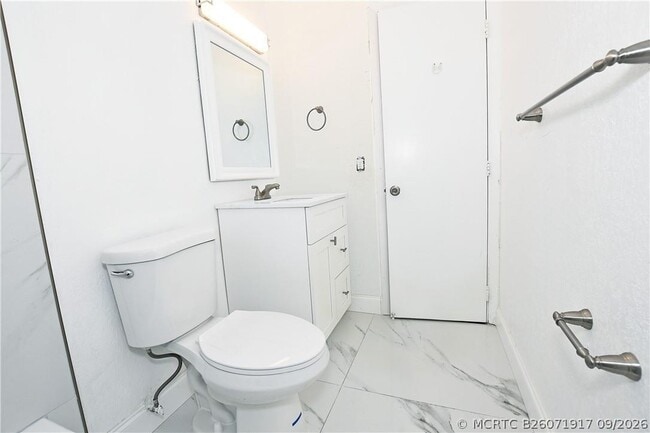 Building Photo - 270 NW 43rd St