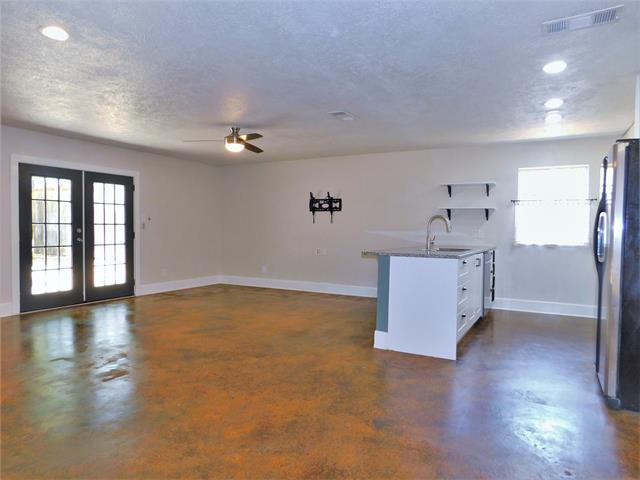 Building Photo - 2027 Bowling Green St