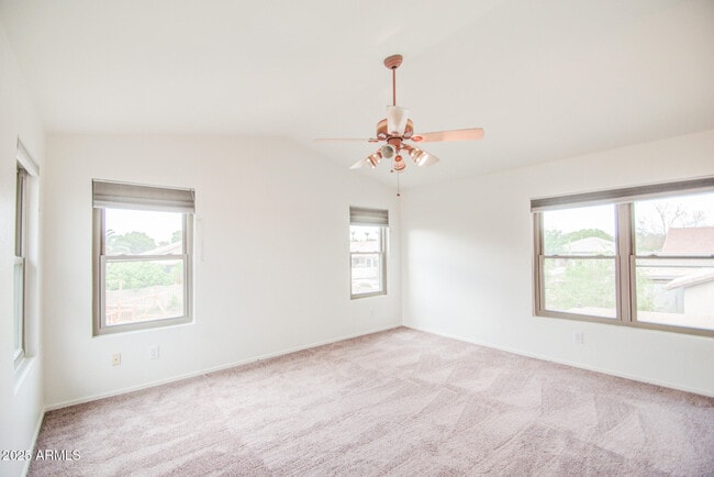 Building Photo - 3938 E San Pedro Ave