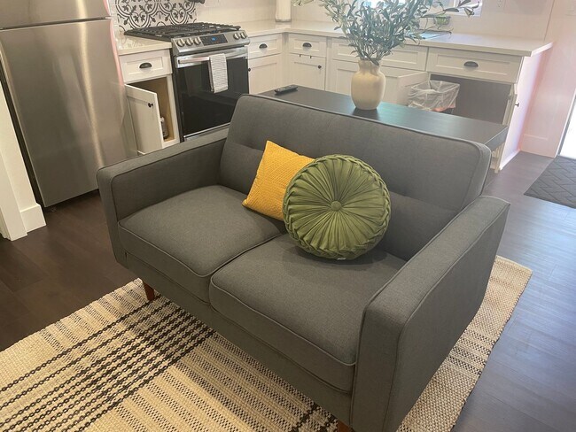 Building Photo - Coming soon! You won't want to miss this one! Beautiful fully furnished 1 Bedroom, 1 bath ADU in ...