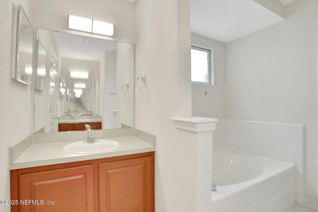 Building Photo - 1143 Summer Springs Drive