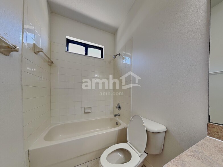 Building Photo - 437 Dunaway Dr