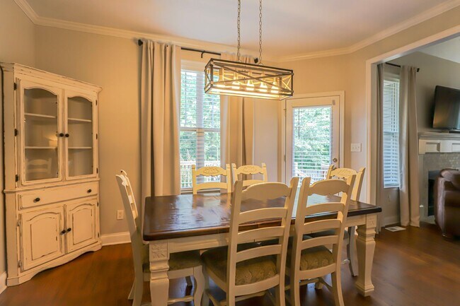 Building Photo - 919 Napiers Post Dr