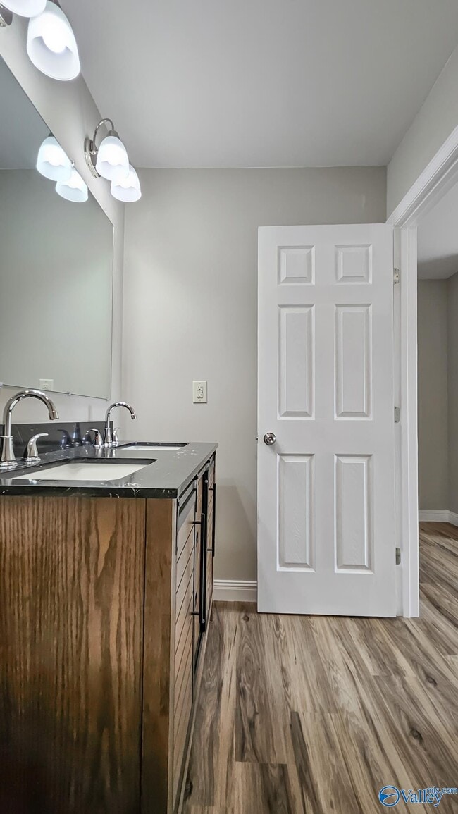 Building Photo - 9257 Stanford Rd