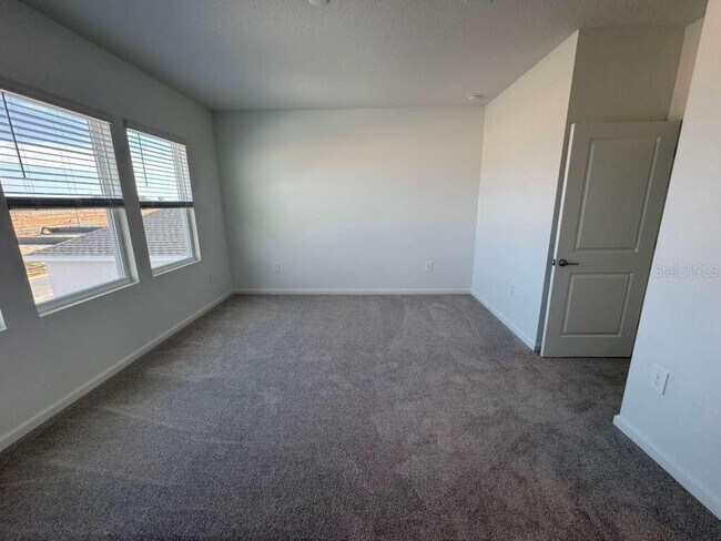 Building Photo - 6004 Zen Wy