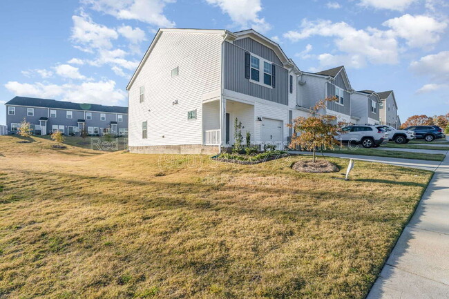 Building Photo - 2003 Old Rivers Rd