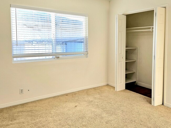 Building Photo - Beautiful Rental In Buena Park