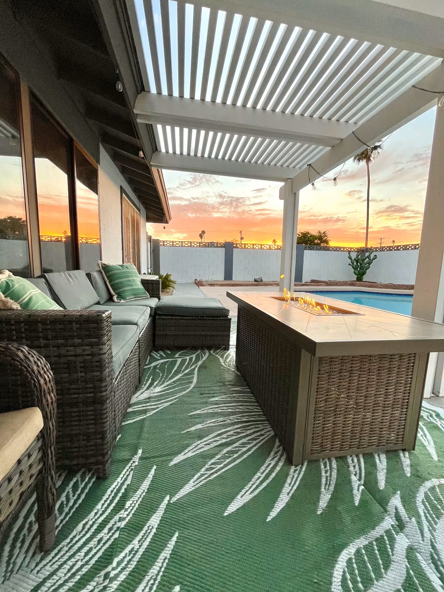 Back Patio - 1104 E Campus Dr