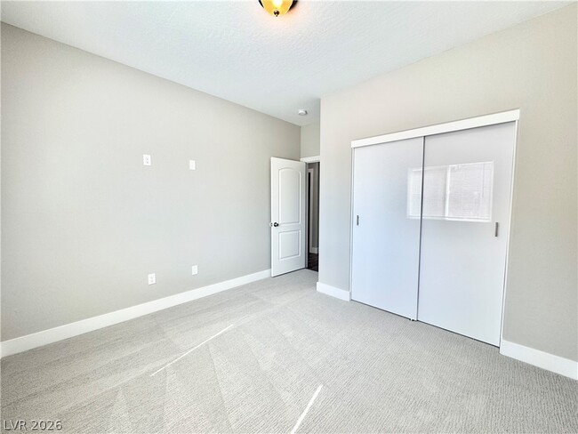 Building Photo - 1401 Ogallala St