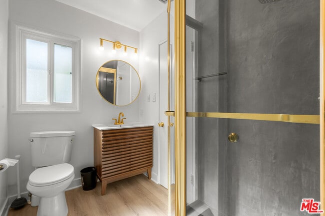 Building Photo - 6119 Goodland Ave