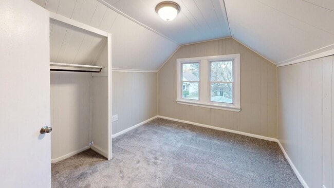 Building Photo - Jefferson Area - 3 Bedroom Single Family Home (between Lorain and Triskett)