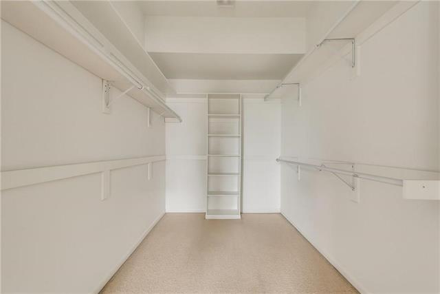 Building Photo - 2885 Woodside St