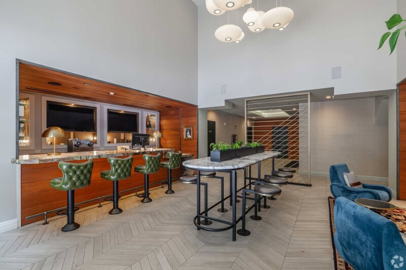 Building Photo - 120 W Division St