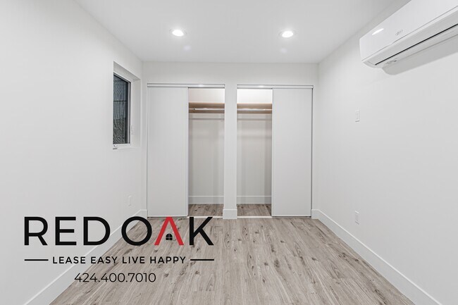 Building Photo - 138 W 93rd St