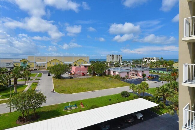 Building Photo - 300 Woodette Dr