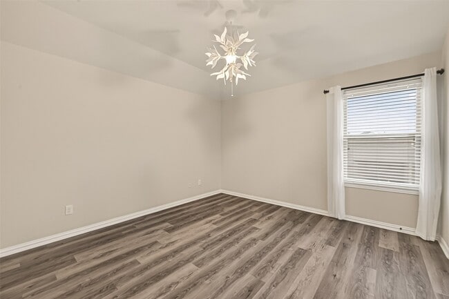 Building Photo - 8003 Grove Sky Ct