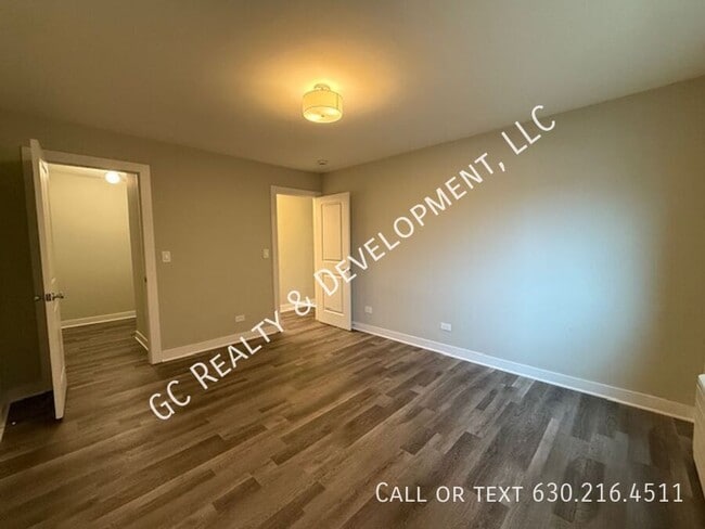 Building Photo - 800 Graceland Ave