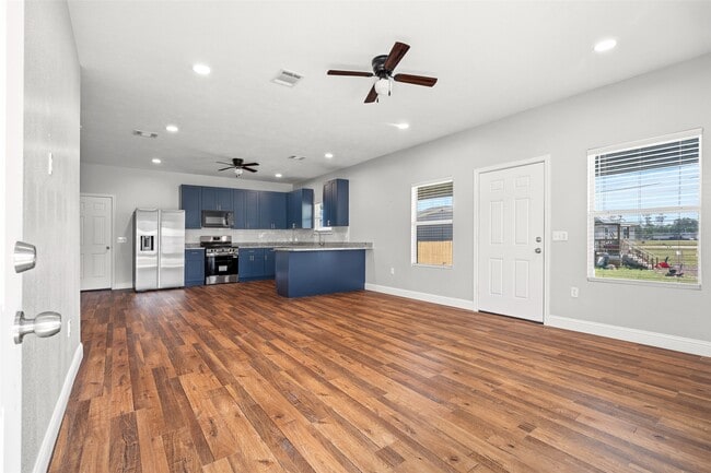 Building Photo - 18473 Novarra Dr