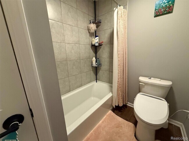 Building Photo - 4811 Broomfield Way