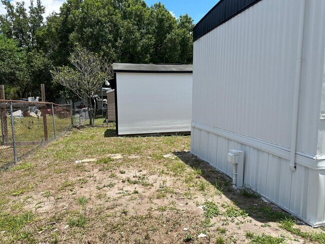 Building Photo - 3061 Crystal Hills Dr