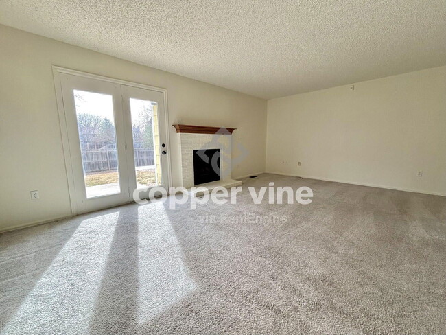 Building Photo - 3070 S Princess Cir