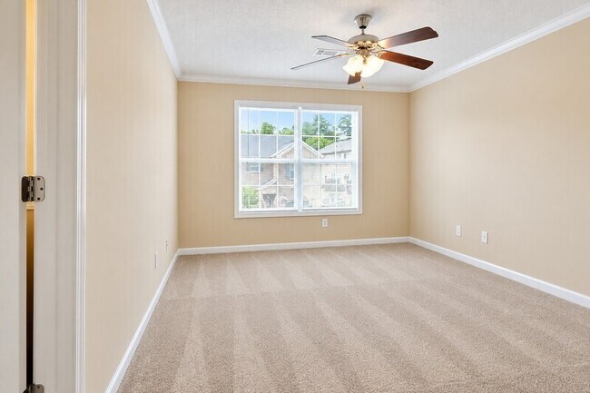 Building Photo - 7065 Blairs View Dr