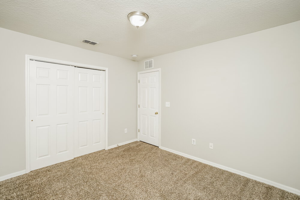 Building Photo - 9535 Maxson Dr