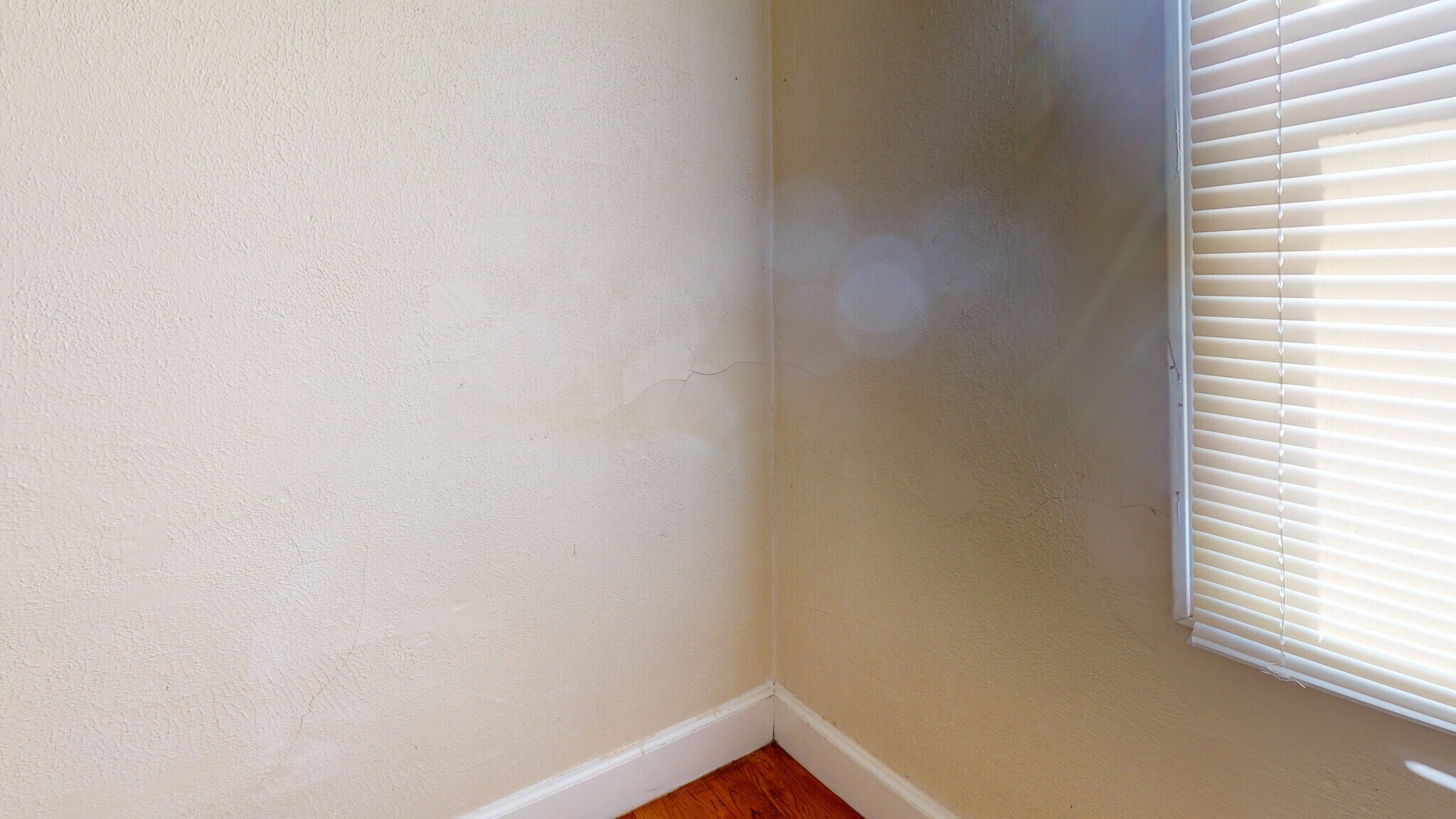 Building Photo - 14 Langdon St