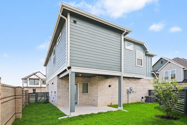 Building Photo - 21231 Creeping Bentgrass Dr