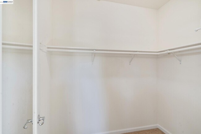 Building Photo - 7981 Bellina St