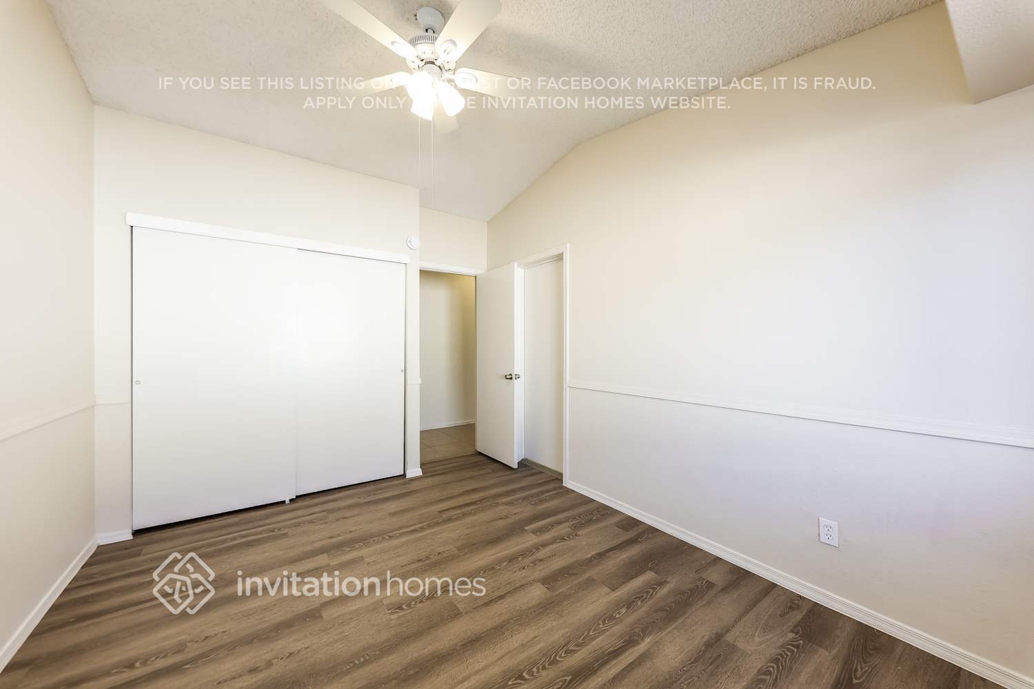 Building Photo - 11121 N 82nd Ln