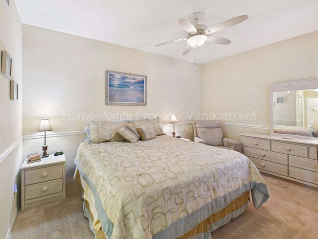 Building Photo - 20611 Country Creek Dr