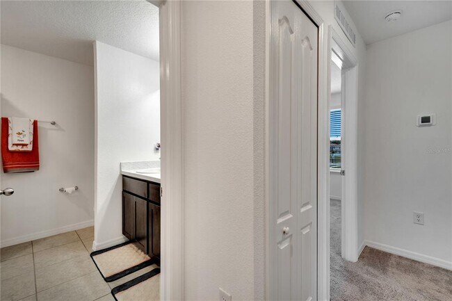 Building Photo - 900 Boca Vista Ct