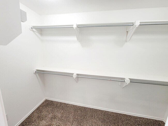 Building Photo - 13803 Avenue W