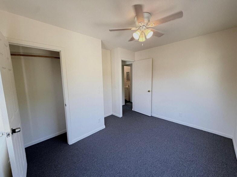 Building Photo - 808 30th St